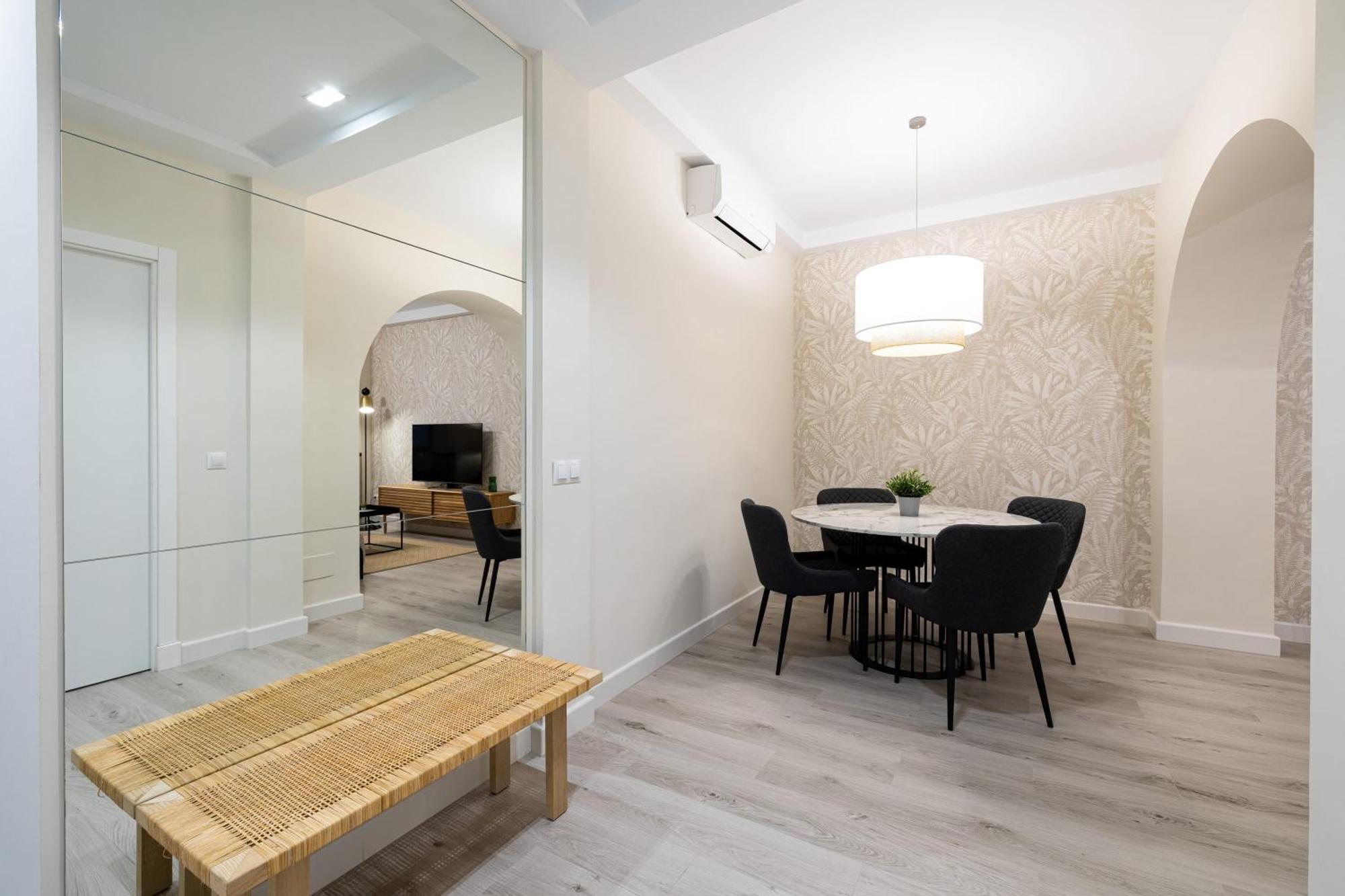 Cozy Apartment In The Heart Of Málaga Eksteriør billede