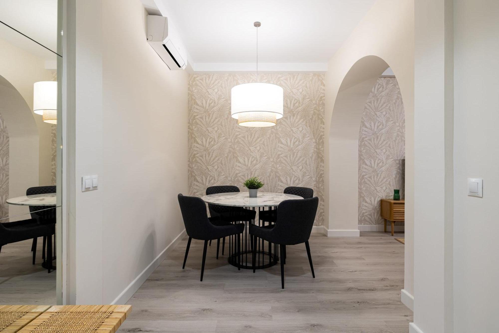 Cozy Apartment In The Heart Of Málaga Eksteriør billede